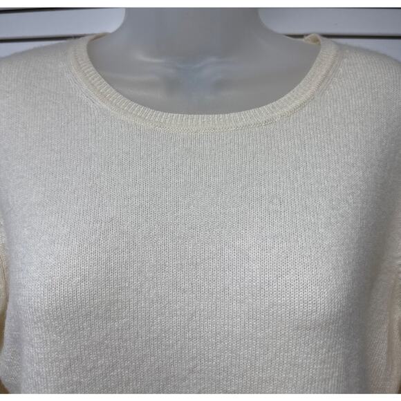 Charter Club 100% Cashmere Cream Ivory Sweater Size Medium Soft Crewneck Luxury - Picture 2 of 5
